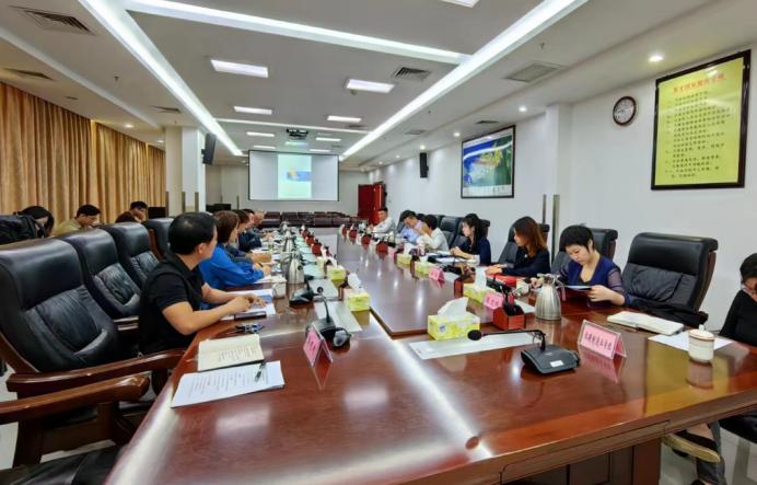 President Liu Lingxiang, representative of the Hongchuan National Antibody Cluster in South Korea, visited the Jiaxi Bio-Health Industrial Park